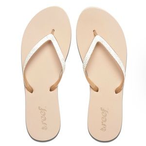 Reef Stargazer Sassy Flip Flops in Taupe White Nude
